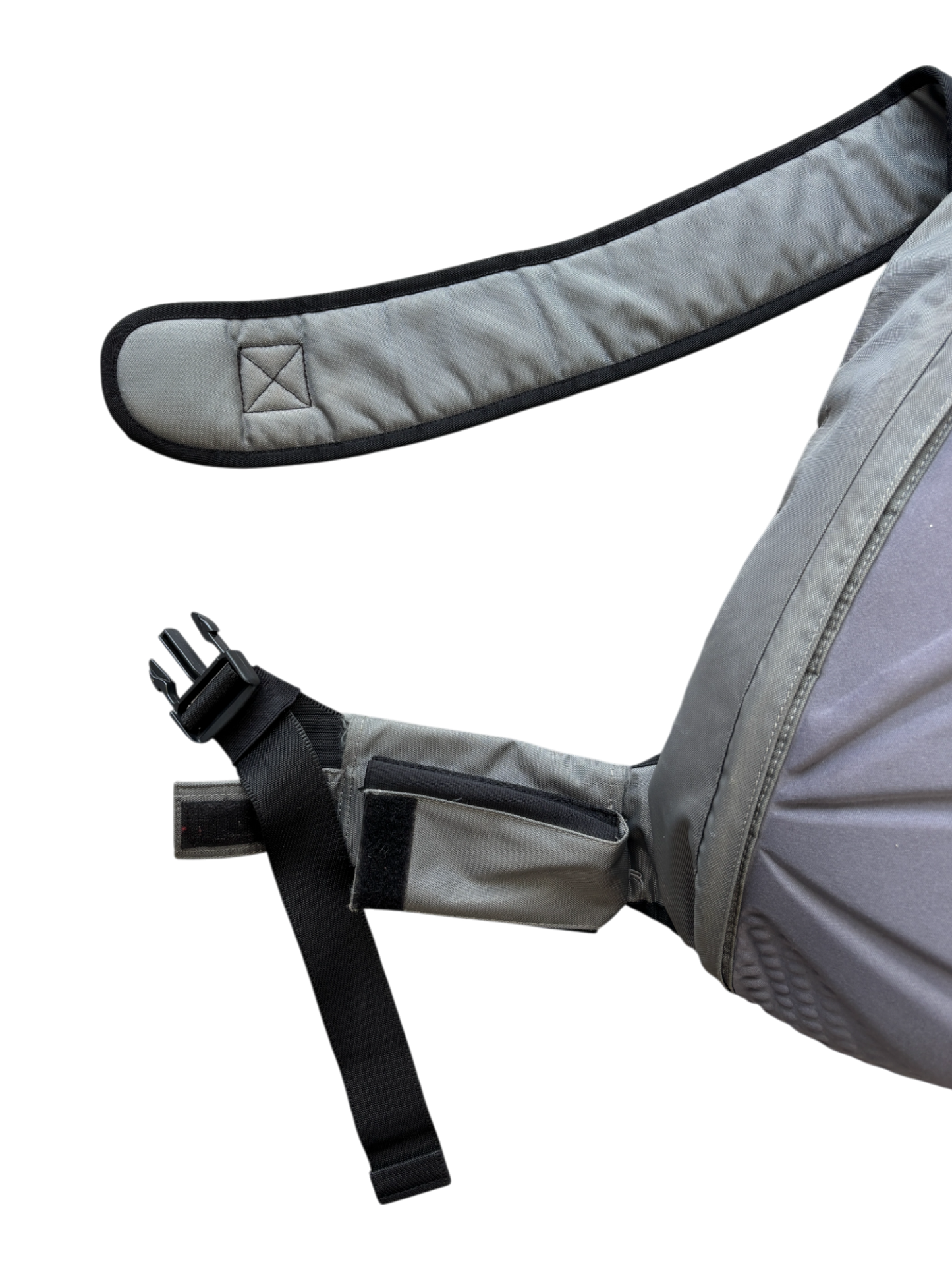 00'S QUIKSILVER HARD SHELL SLING BAG