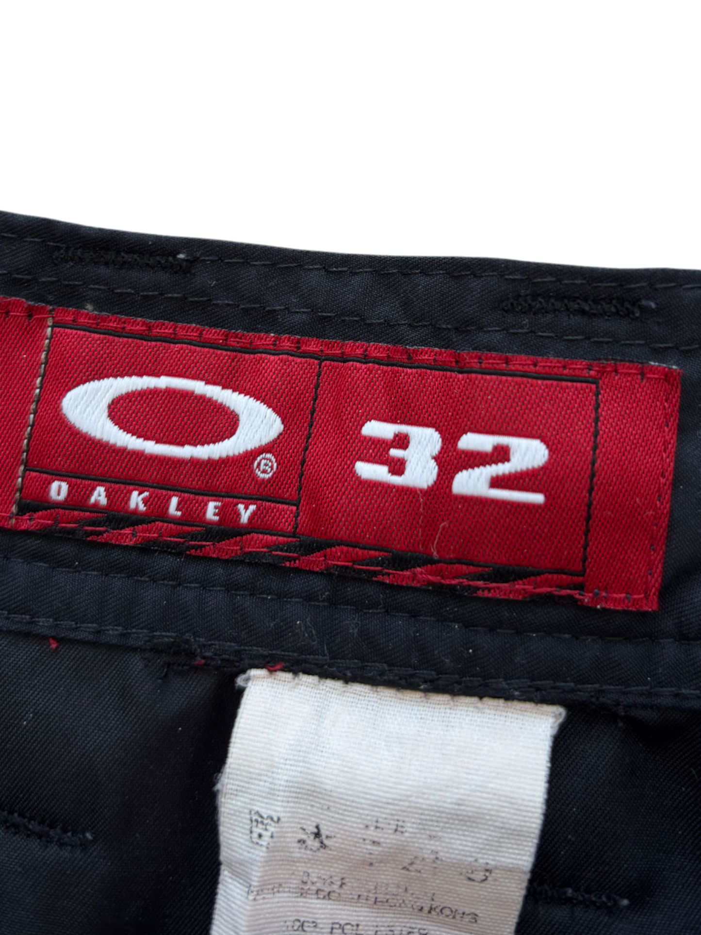 00'S OAKLEY CARGO SHORTS