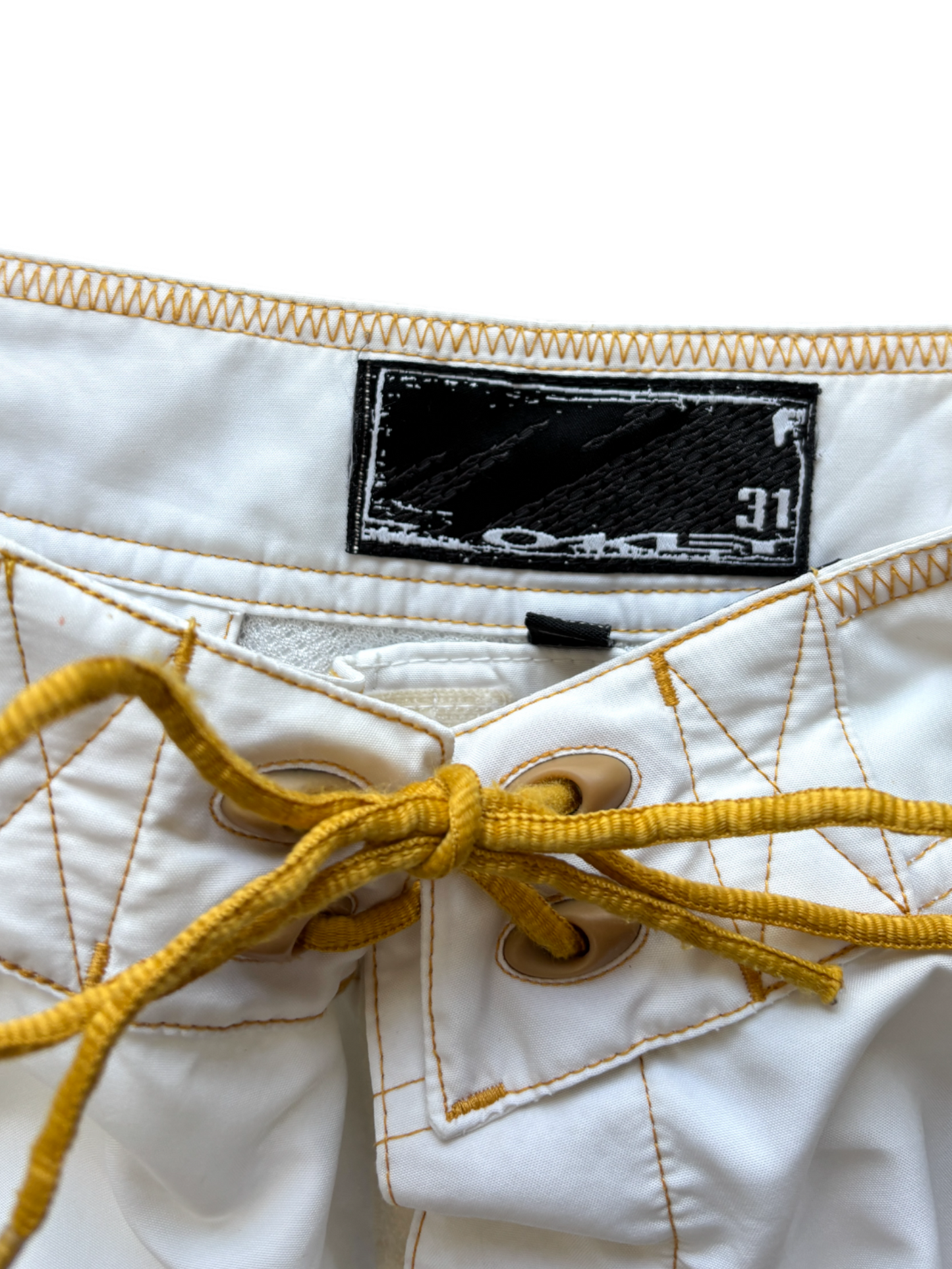00'S OAKLEY SPELL OUT SHORTS