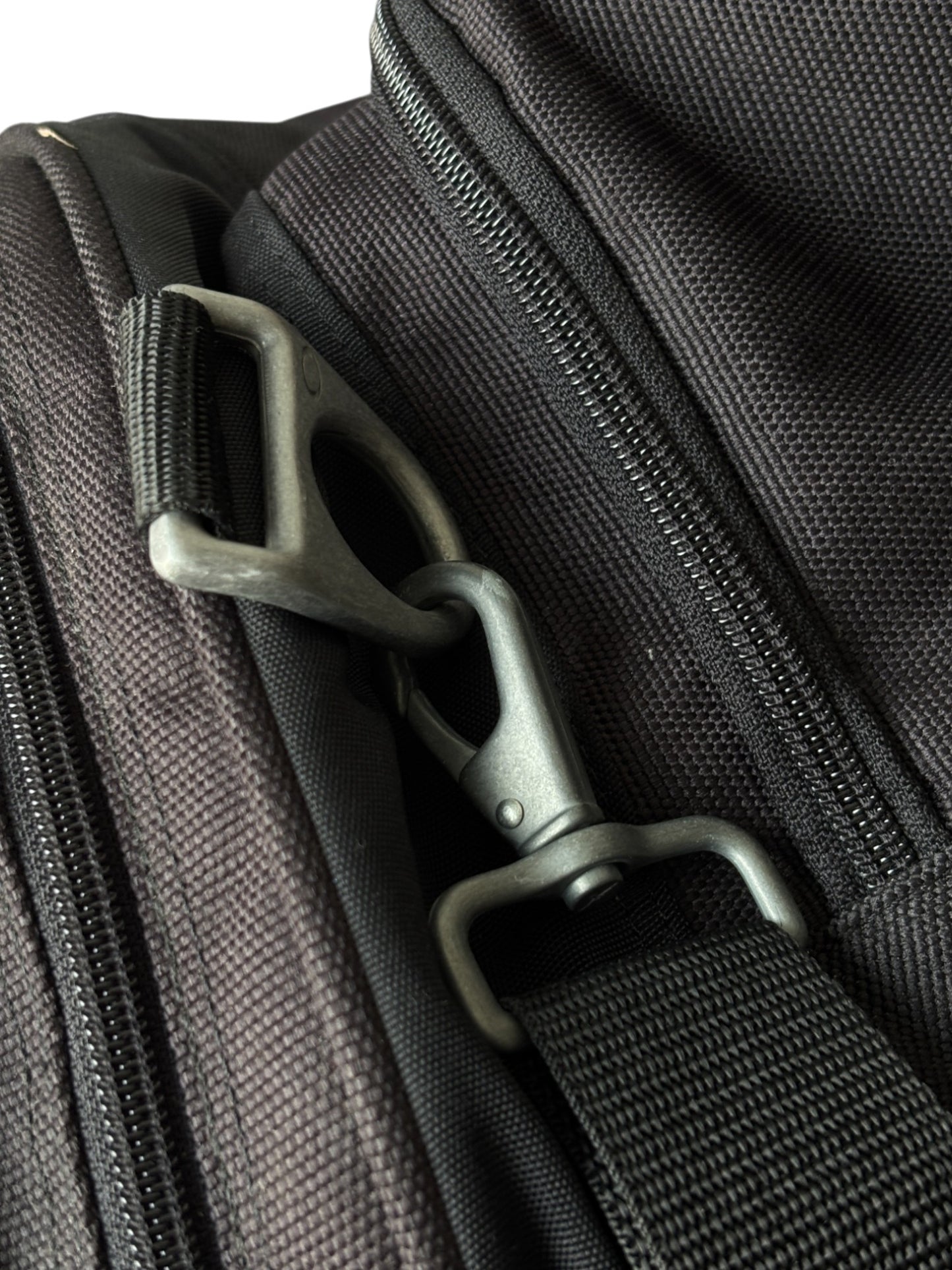00'S OAKLEY JAPANESE EXCLUSIVE TACTICAL FIELD GEAR DUFFLE BAG