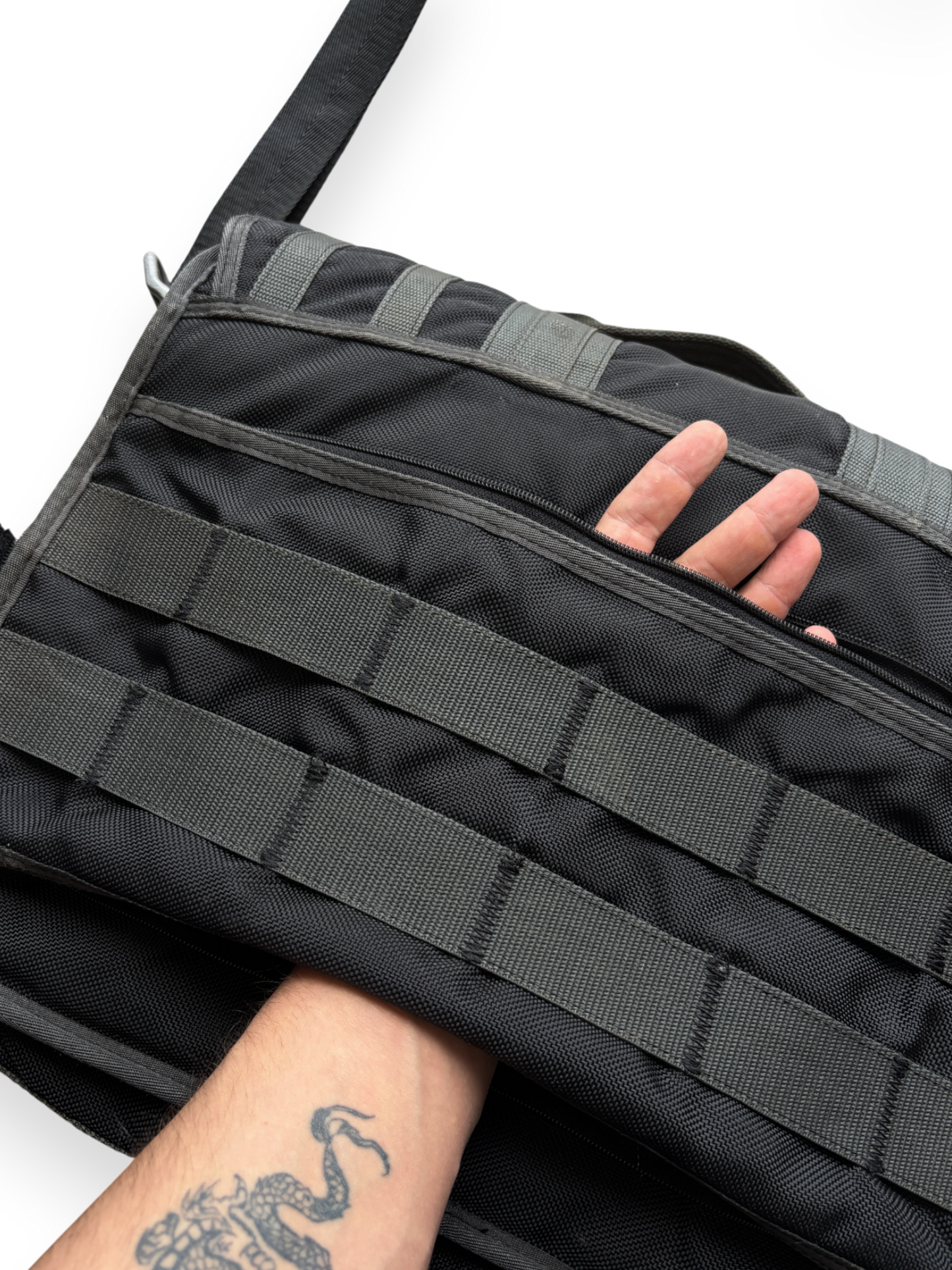 2006 Oakley SI Tactical Messenger Computer Bag