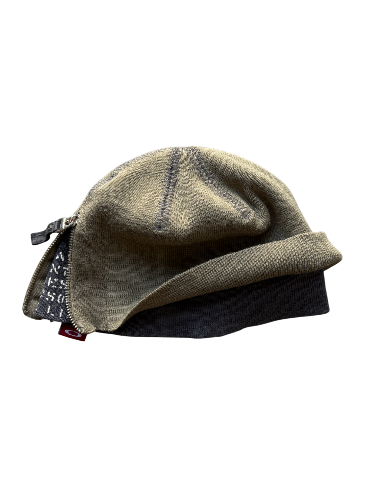 00'S OAKLEY EXPANDABLE BEANIE