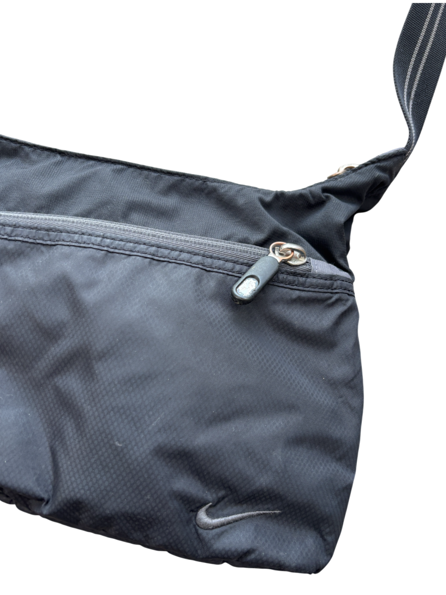 Nike Embroidered Swoosh Shoulder Bag