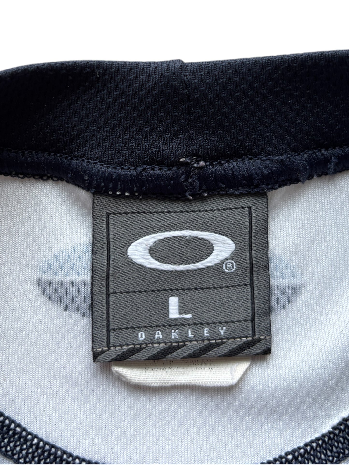 90'S OAKLEY SOFTWARE SPELL OUT TEE