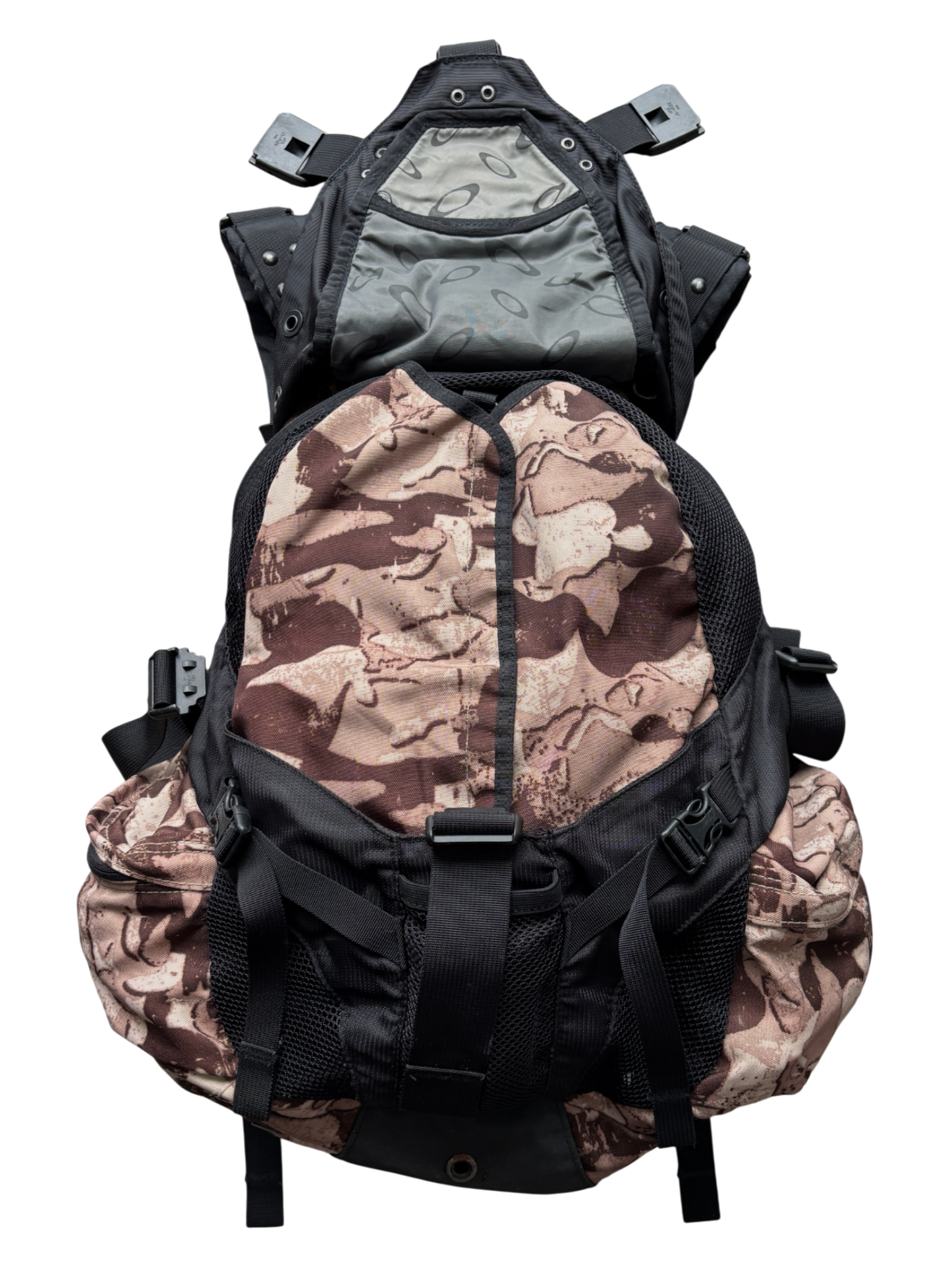 OAKLEY ICON BACKPACK 3.0 DESSERT CAMO