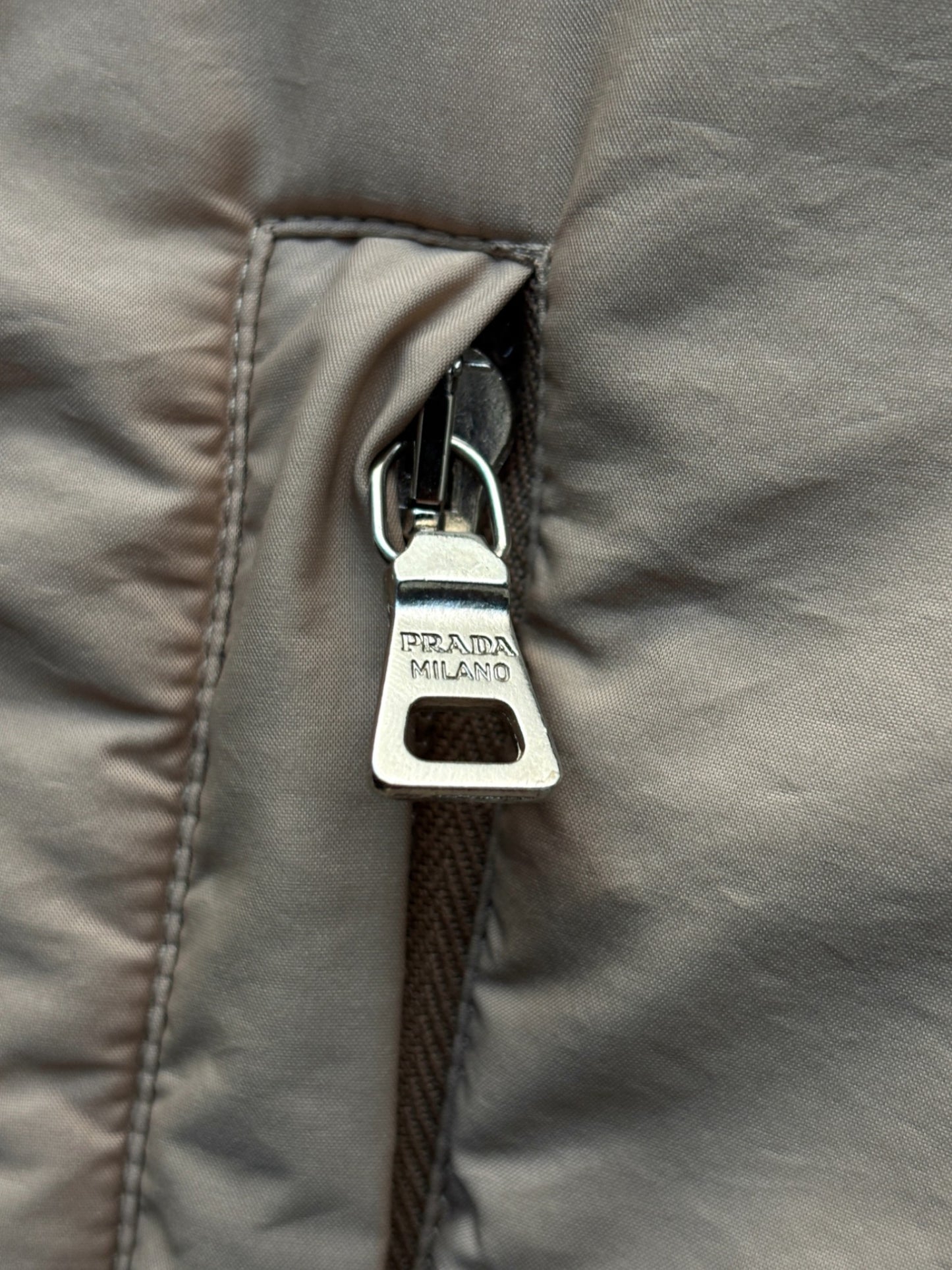 S/S2002 PRADA LINEA ROSSA LINED VEST