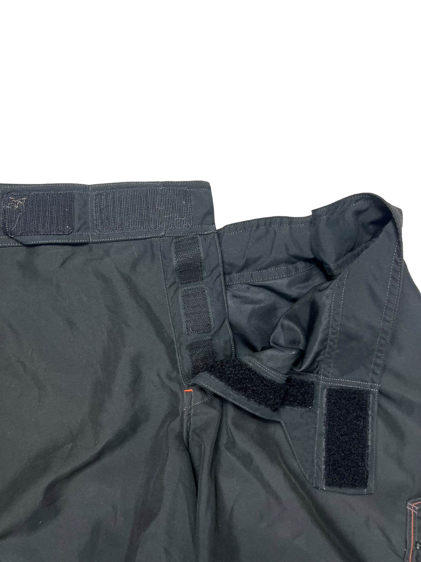 REVERSE STITCHING SALOMON SHORTS