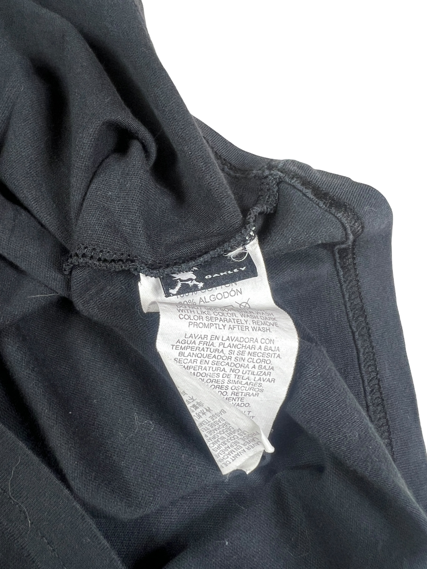 Oakley spell out tee - L