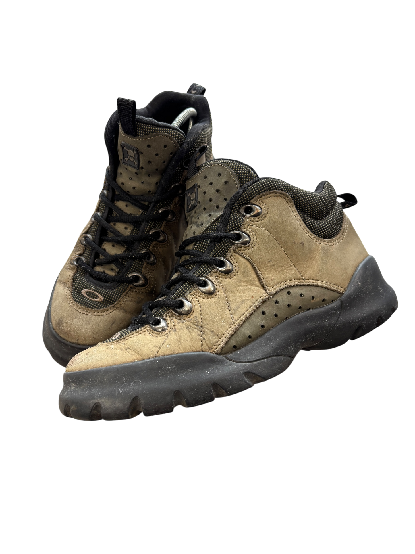 Early 2000's Oakley Nail Skull boots
