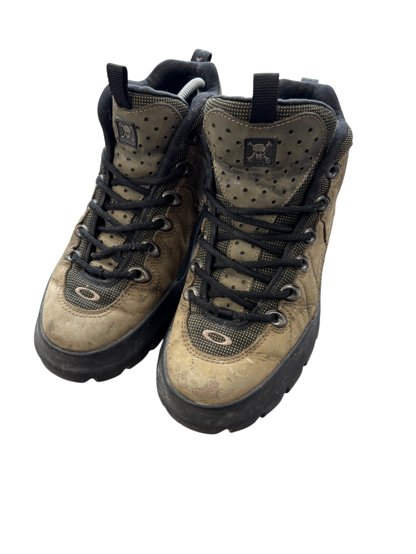 Early 2000's Oakley Nail Skull boots