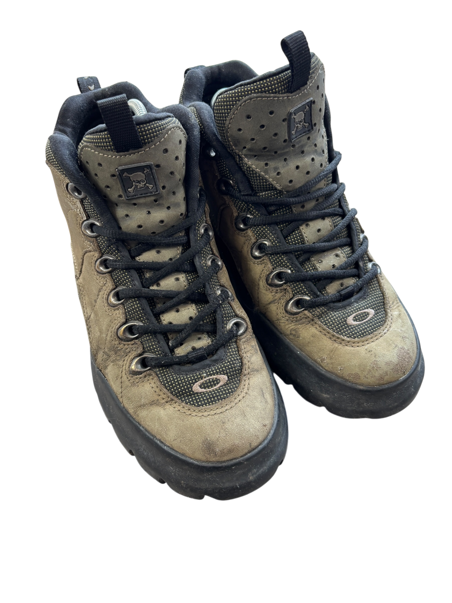 Early 2000's Oakley Nail Skull boots