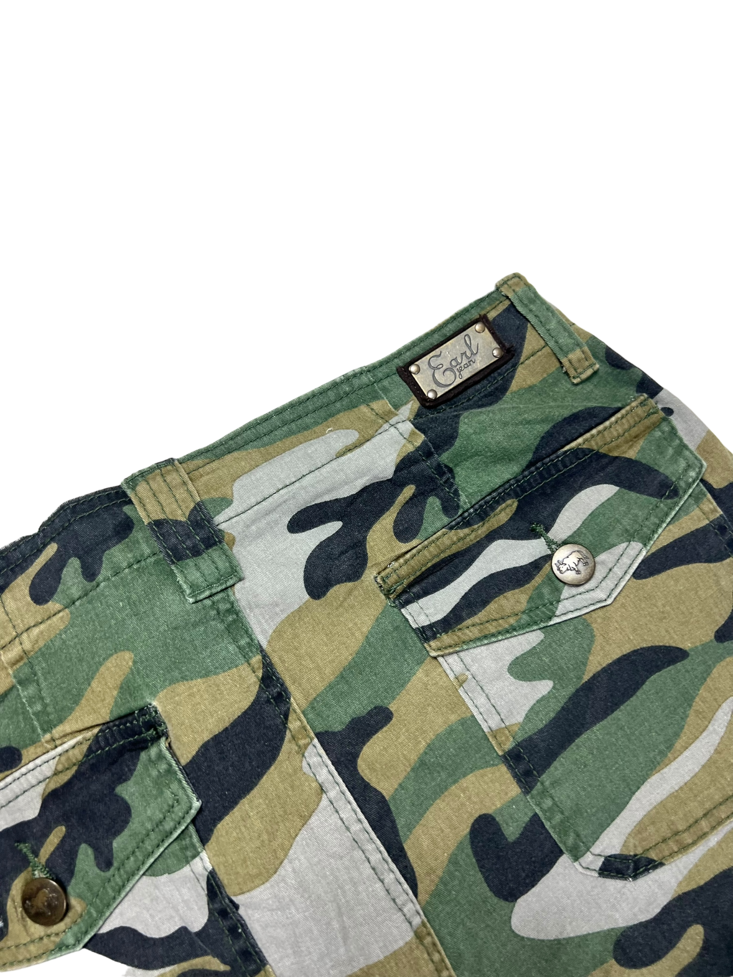 Straight leg camo pants - M