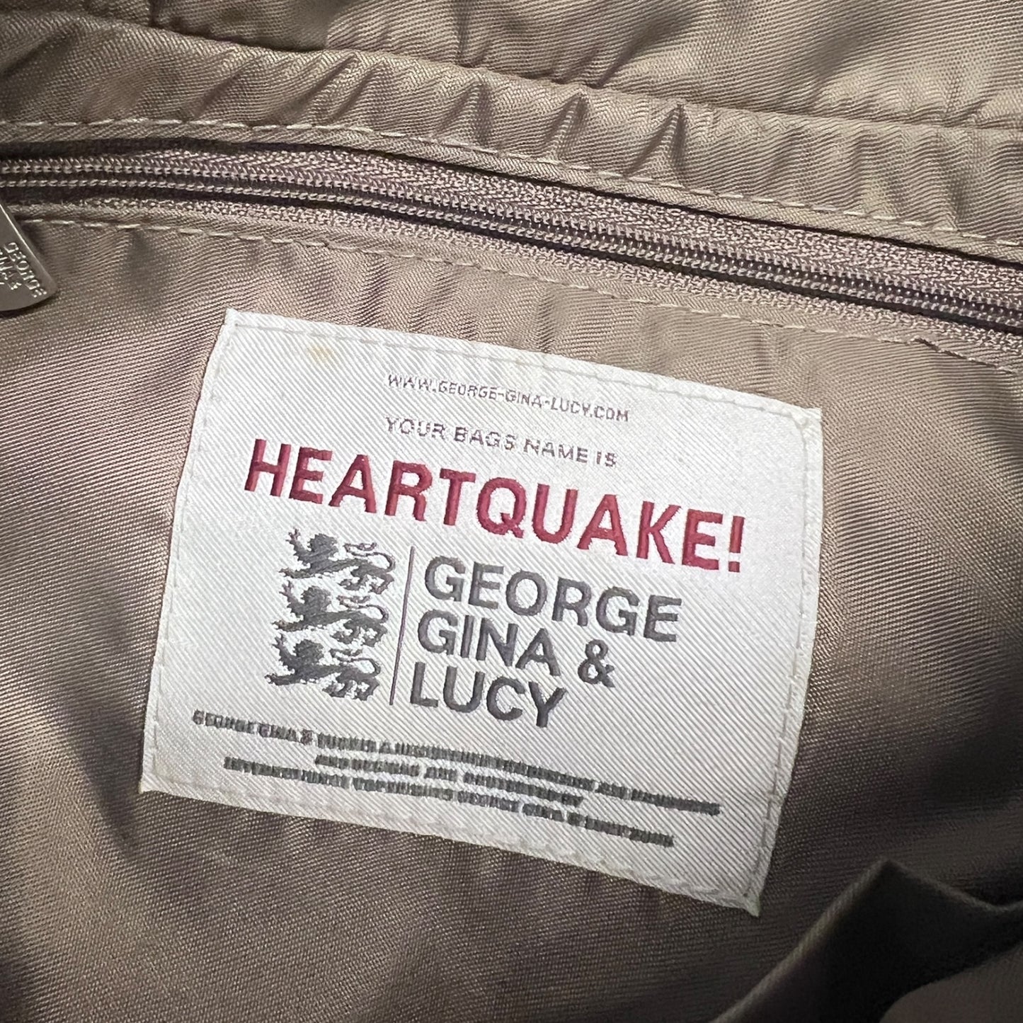 George Gina & Lucy "Heartquake!"