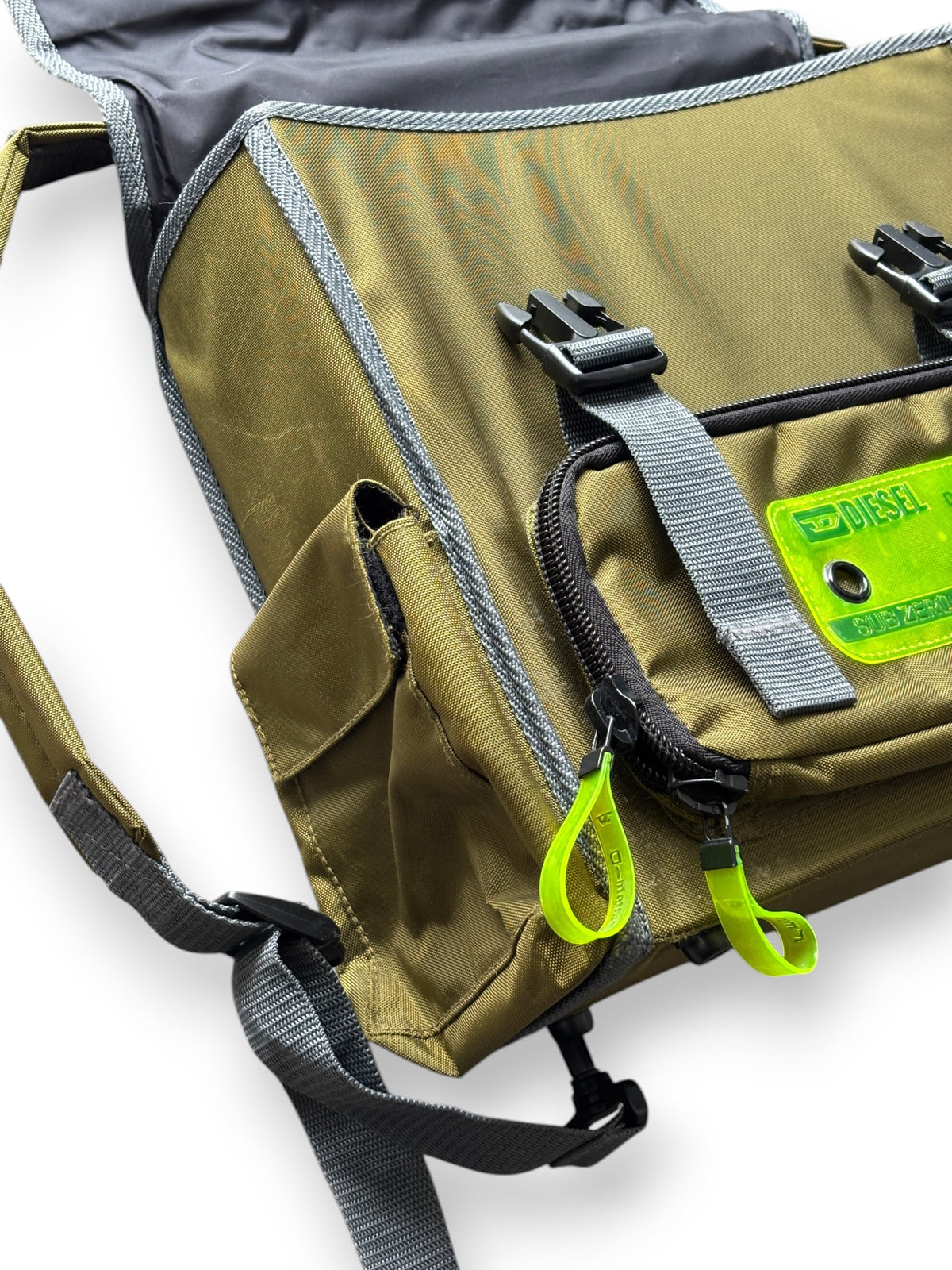 2000's Diesel Sub Zero Ice Station Backpack Olive - view 4
