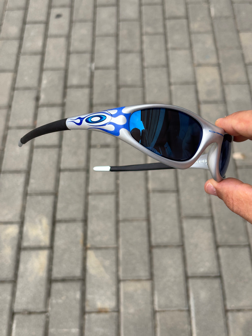 Oakley Straight Jacket Blue Flames