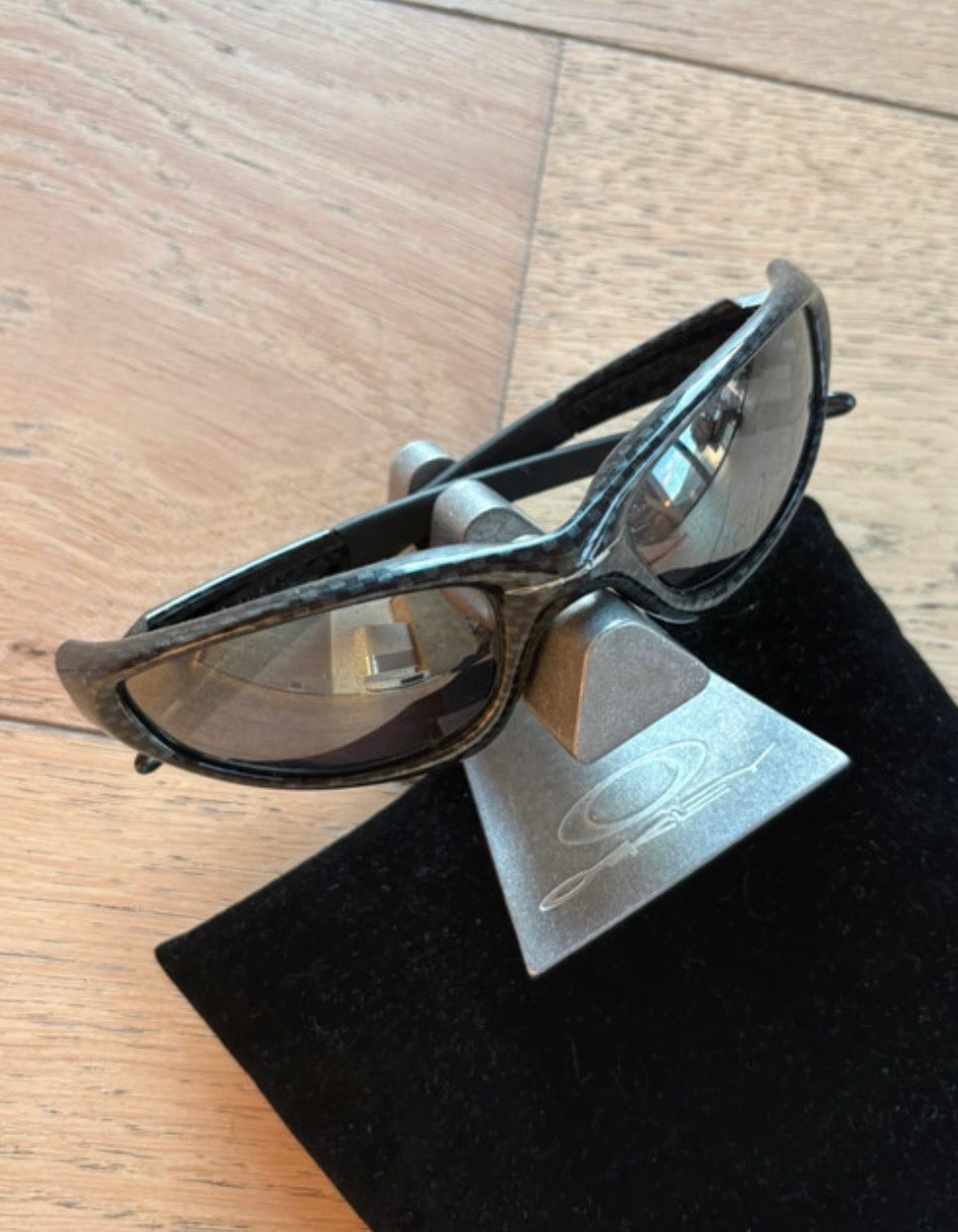 1999 Oakley Straight Jacket Carbon Sunglasses