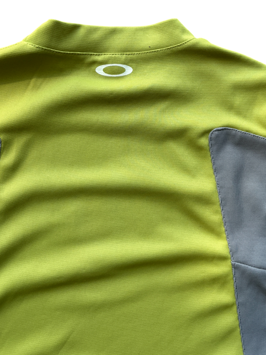 Early 2000's Oakley Active Lime Tee (M)