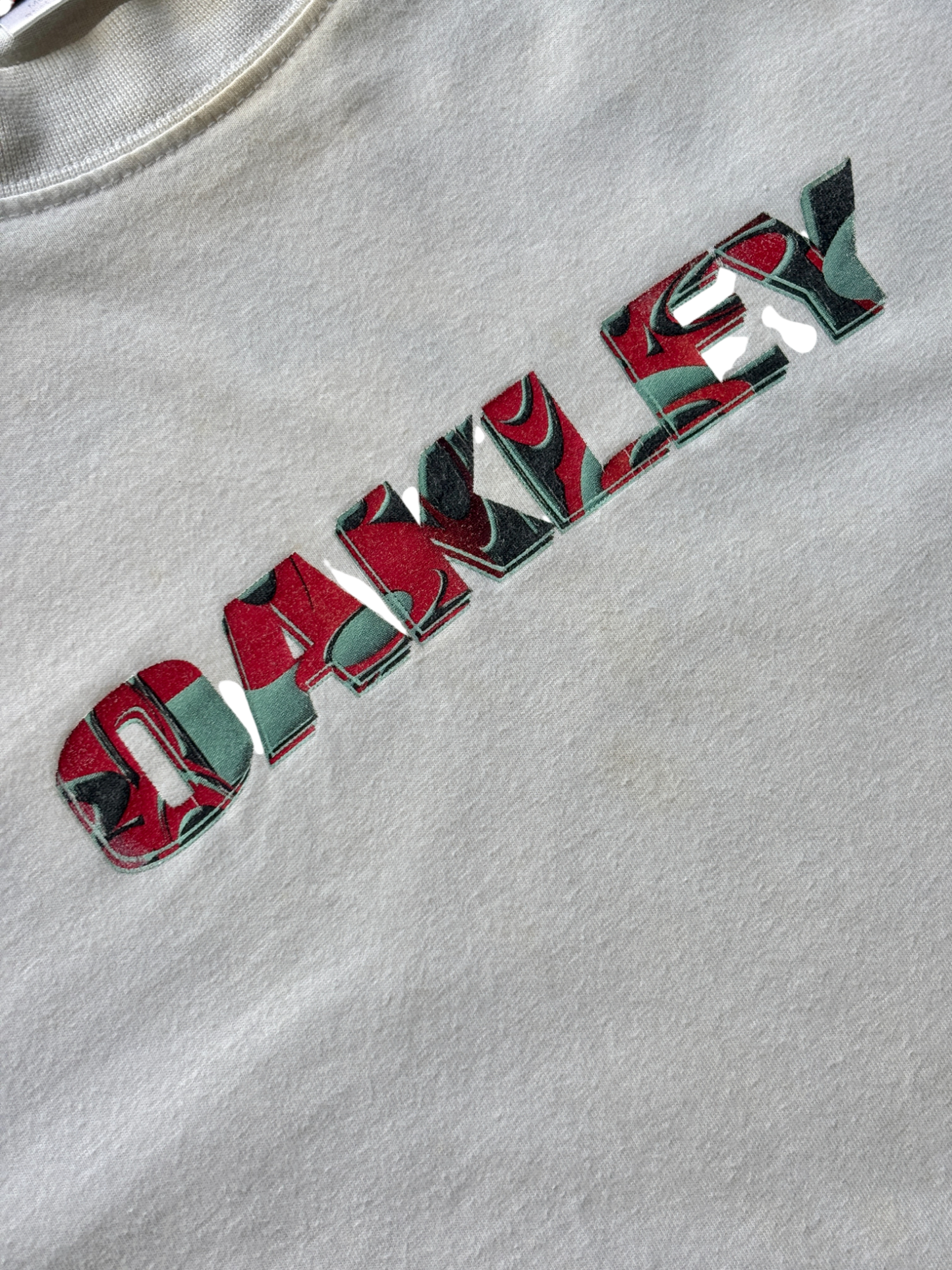 Early 2000's Oakley Red Icon Graphic Tee (L)