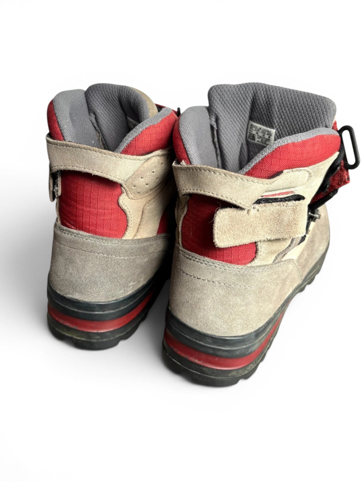 1990s Salomon Adventure 7 Boots (44)