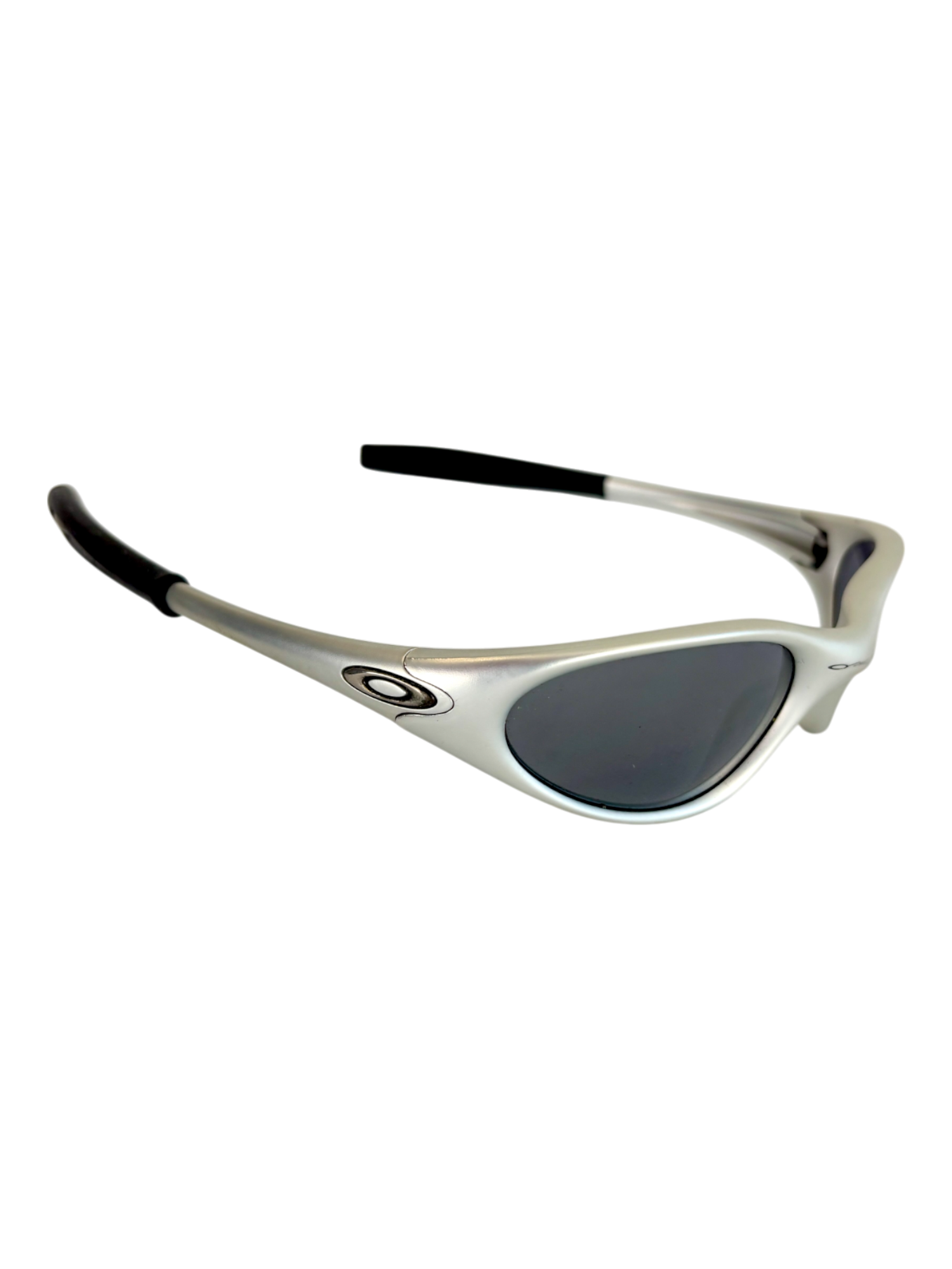 OAKLEY MINUTE G2 SILVER / BLACK IRIDIUM