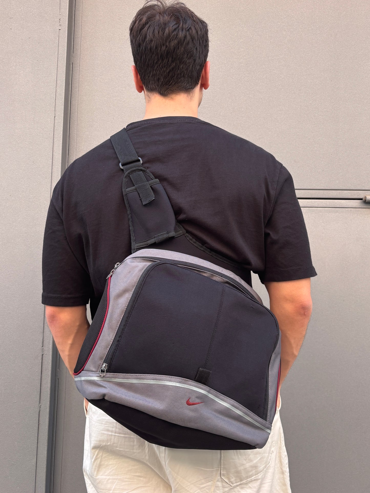 00's NIKE CROSSBODY MESSENGER BAG