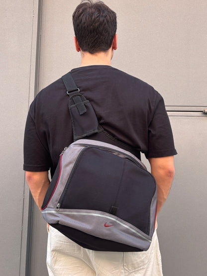 00's NIKE CROSSBODY MESSENGER BAG