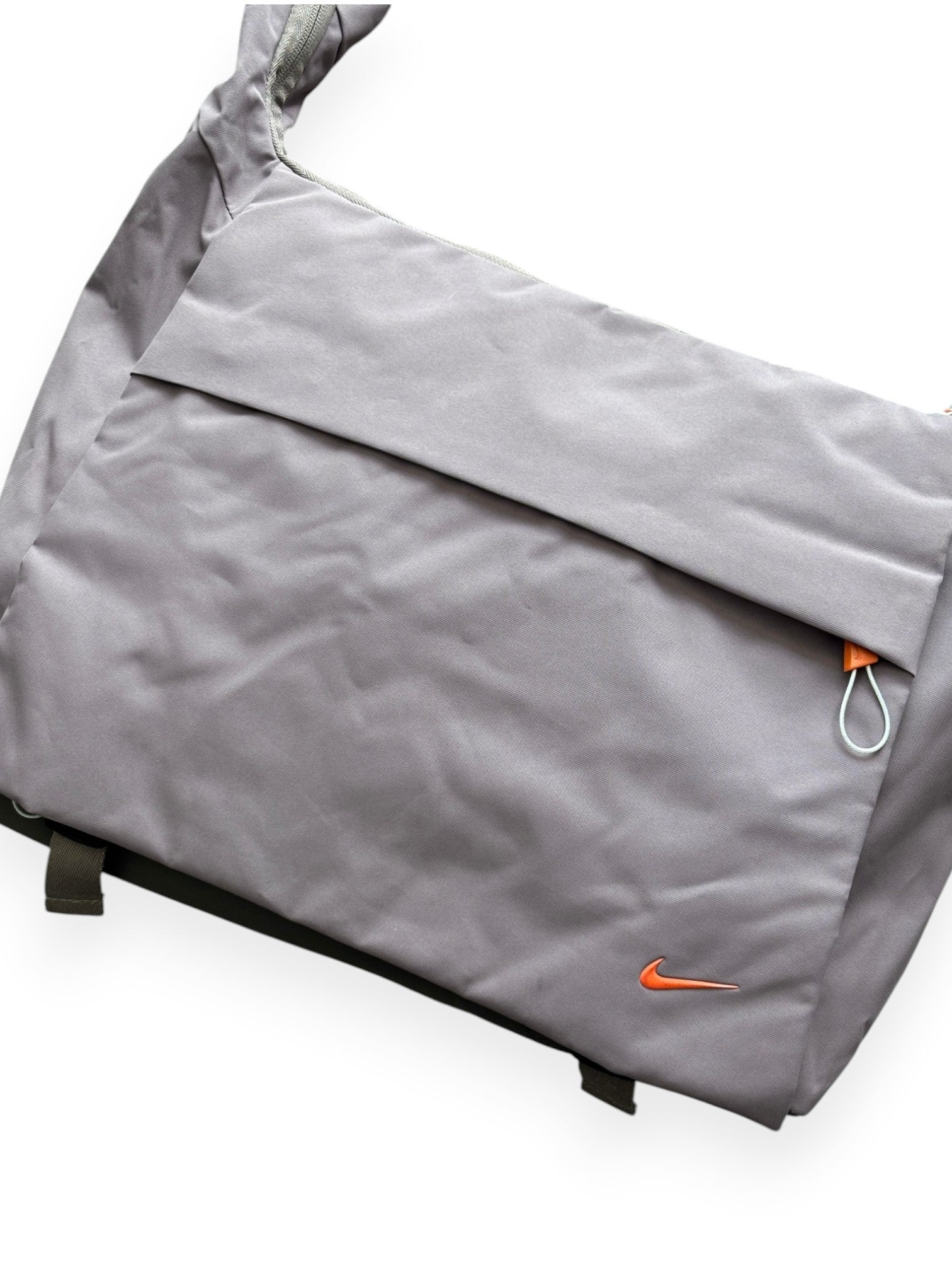 Early 2000's Nike Grey / Orange Messenger Bag – 16.88studio