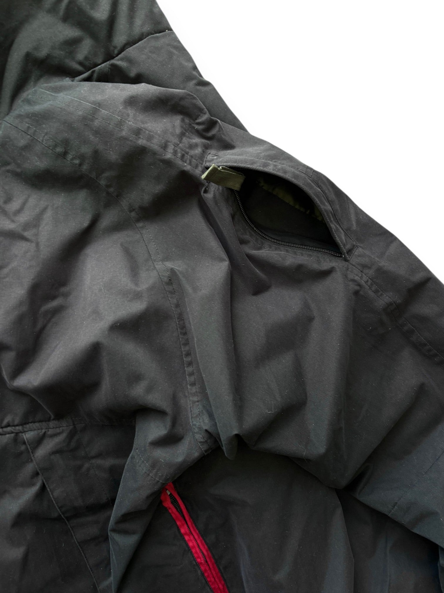 2000's Gotcha Ski Black Jacket (XL)