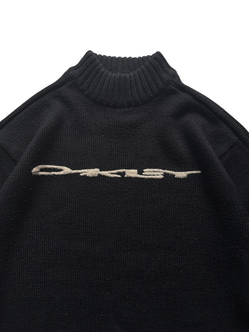 Early 2000's Oakley Spell Out Black Sweater (L)