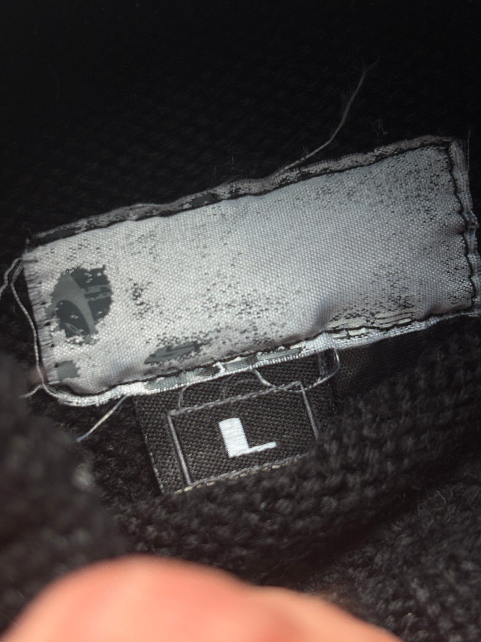 Early 2000's Oakley Spell Out Black Sweater (L)