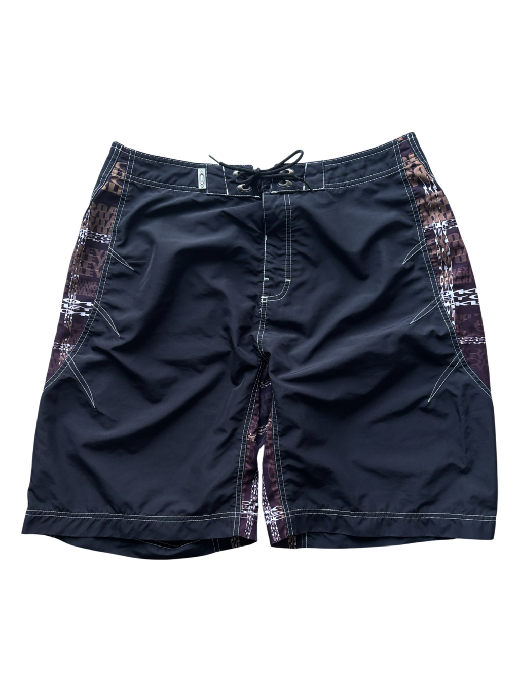 Early 2000's Oakley Print Board Shorts (34)