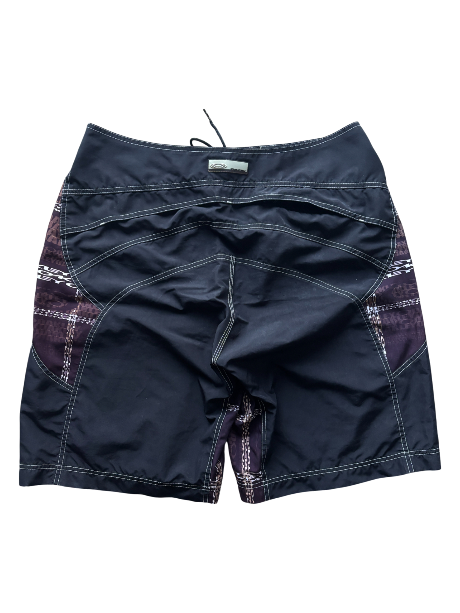 Early 2000's Oakley Print Board Shorts (34)