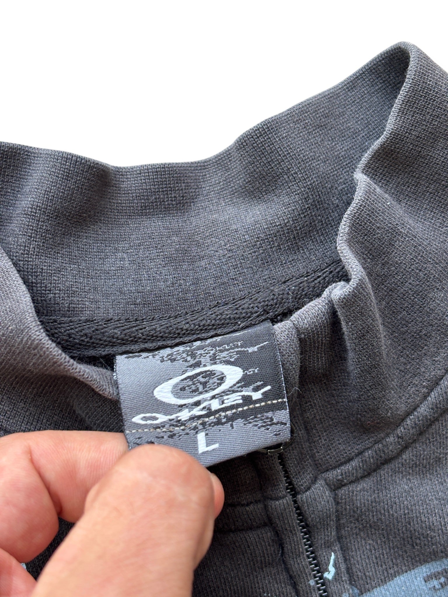 Early 2000's Oakley Print Sweater (M)