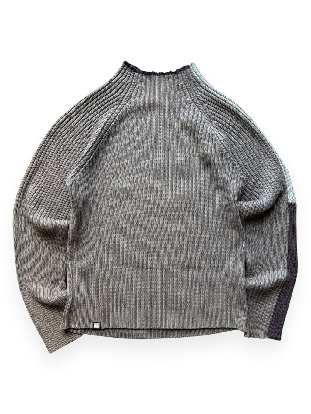 Early 2000's Quiksilver Knit Sweater (L)