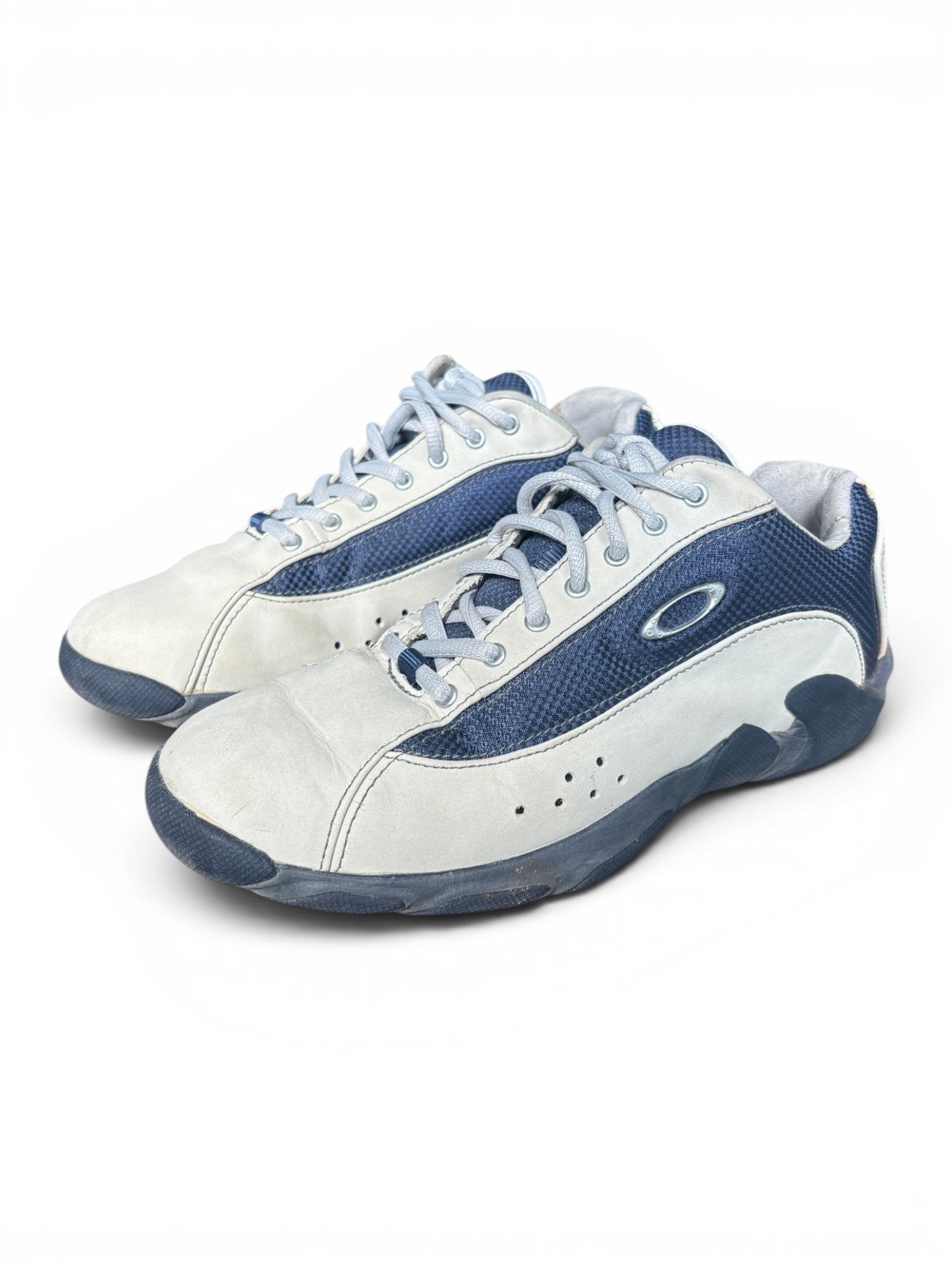 2002 Oakley Twitch Cement / Navy Low-top Shoes (42)