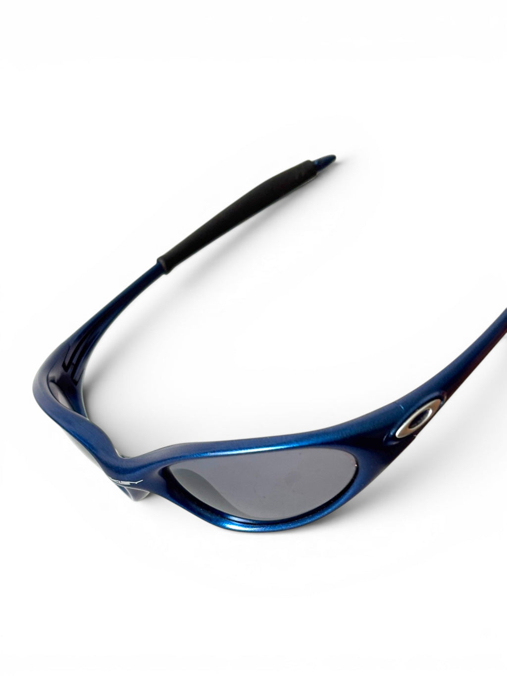 1999 Oakley Minute G2 Blue / Black Iridium Sunglasses