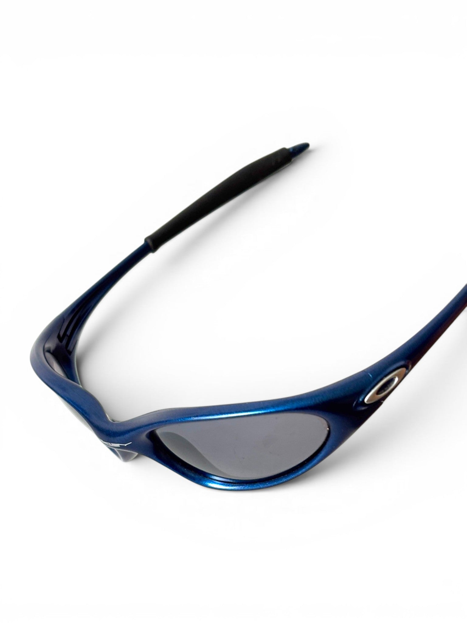 1999 Oakley Minute G2 Blue / Black Iridium Sunglasses