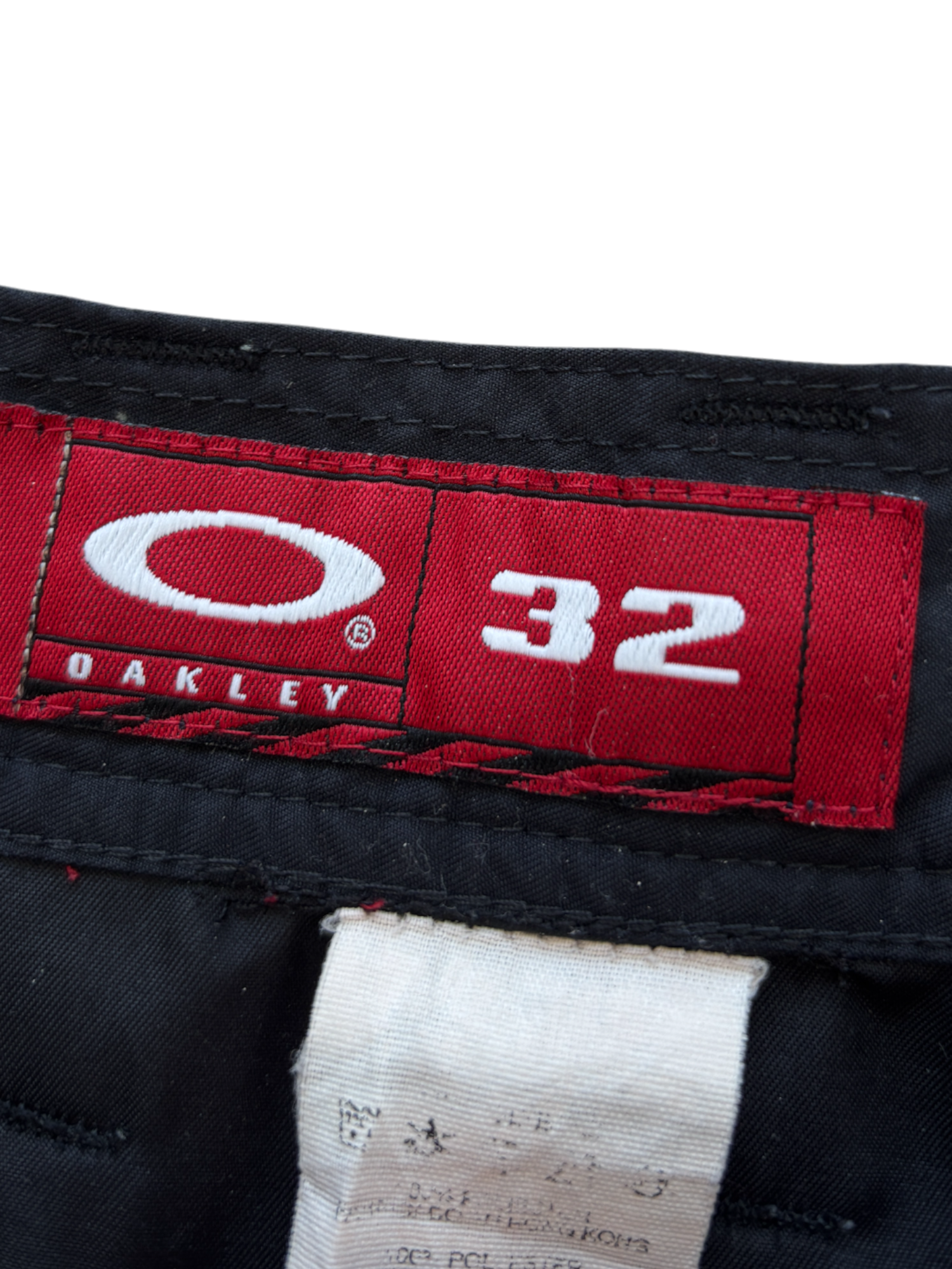 00'S OAKLEY CARGO SHORTS