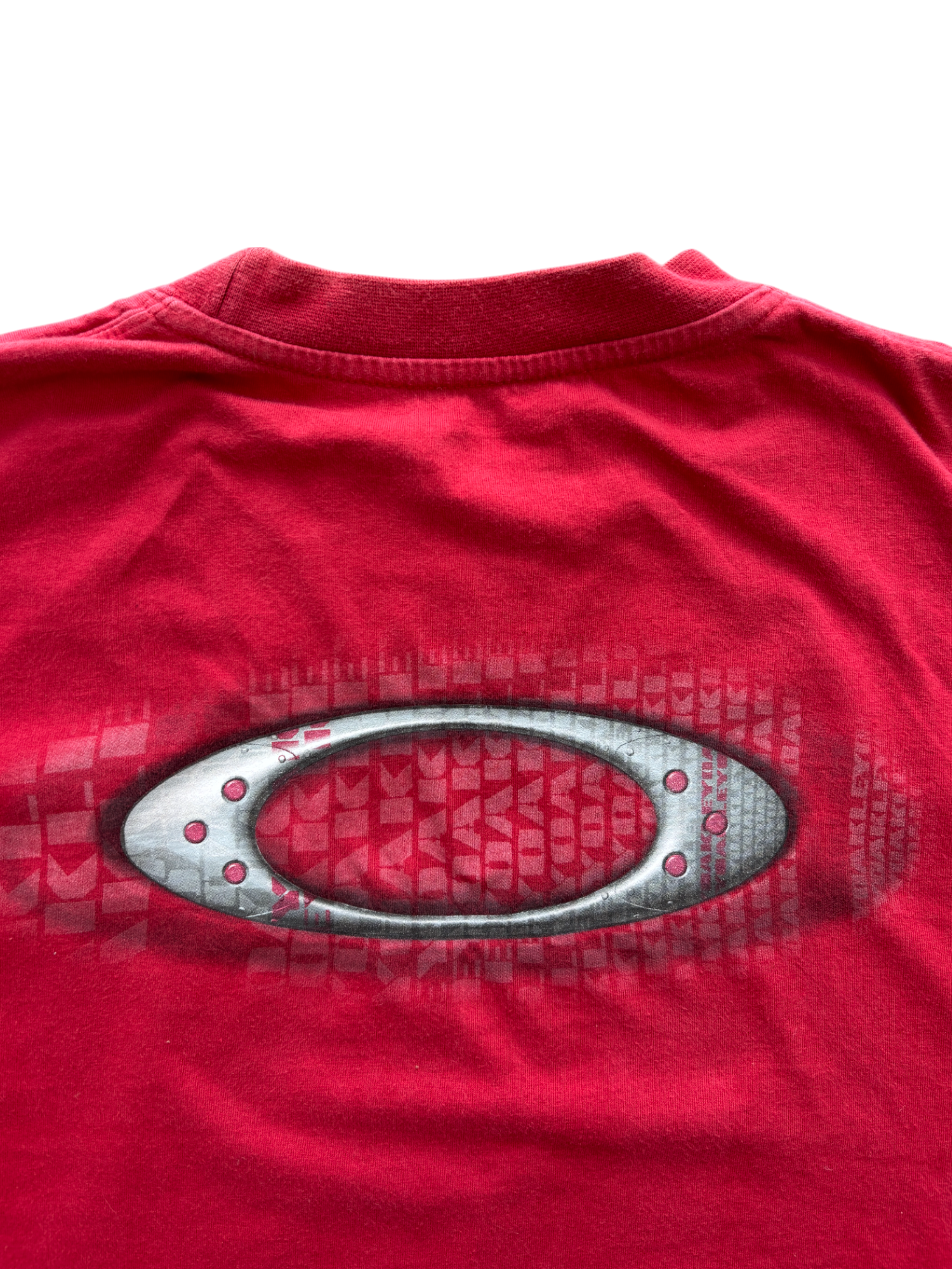00'S OAKLEY RED ICON / SPELL OUT TEE