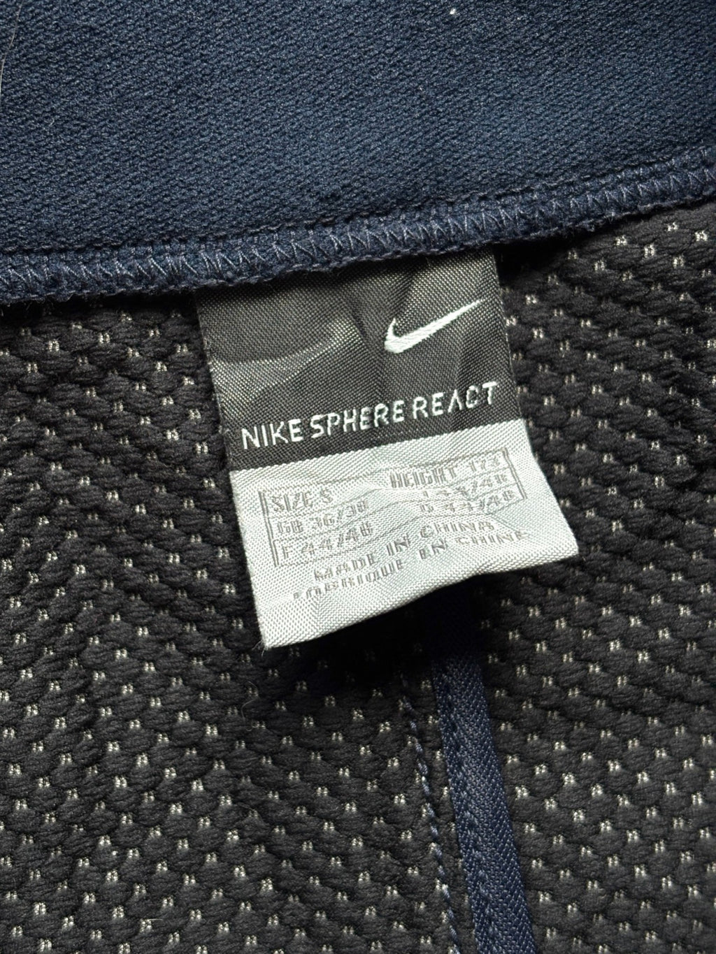 2000's Nike Navy Sphere React Articulated Jacket (S)
