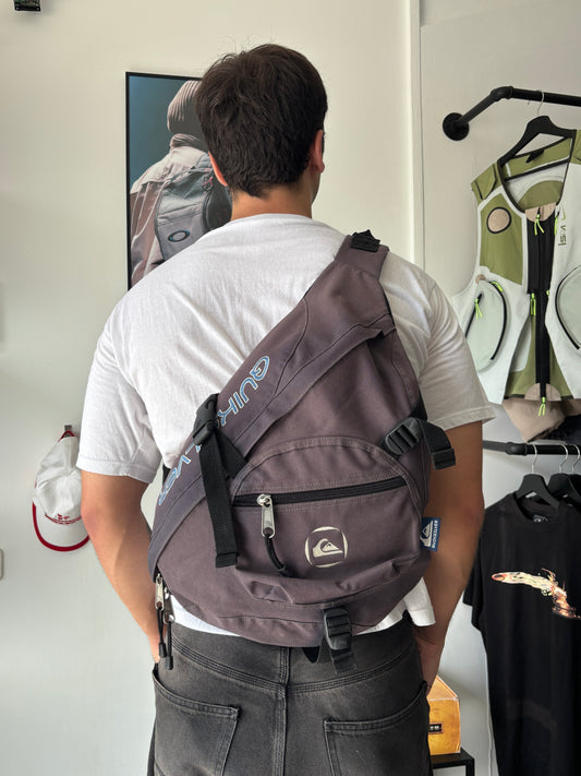 00'S QUIKSILVER TRI-HARNESS SLING BAG