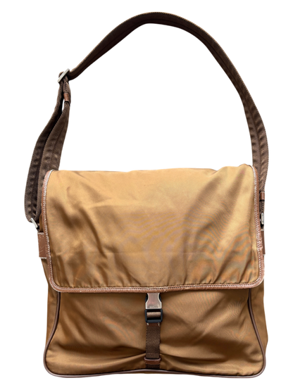 00'S PRADA NYLON MESSENGER BAG
