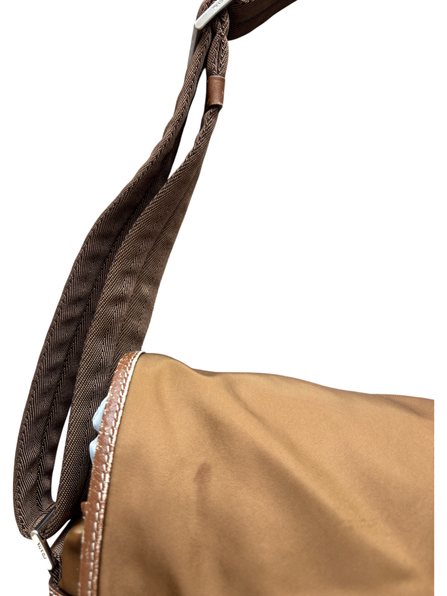 00'S PRADA NYLON MESSENGER BAG