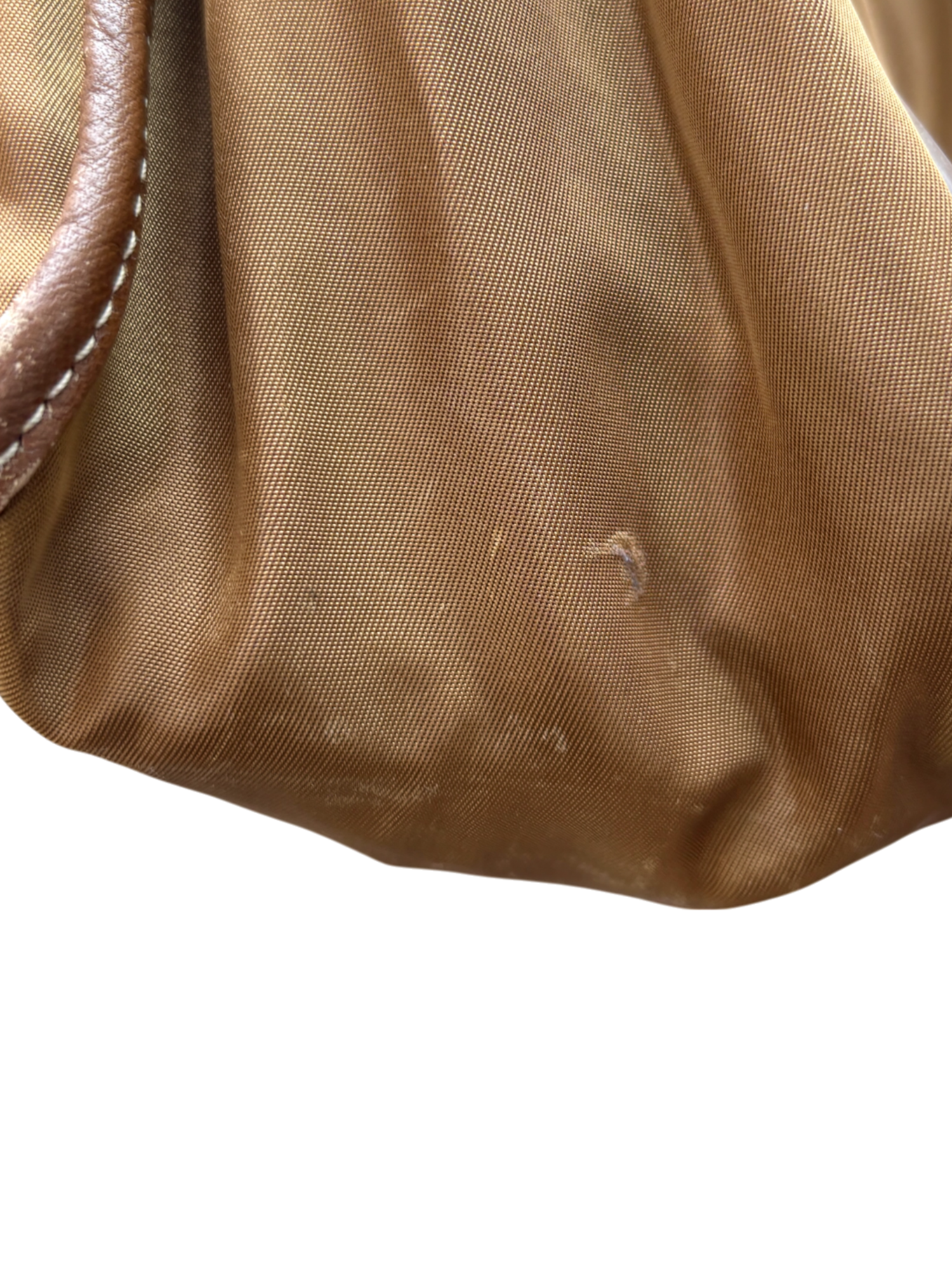 00'S PRADA NYLON MESSENGER BAG