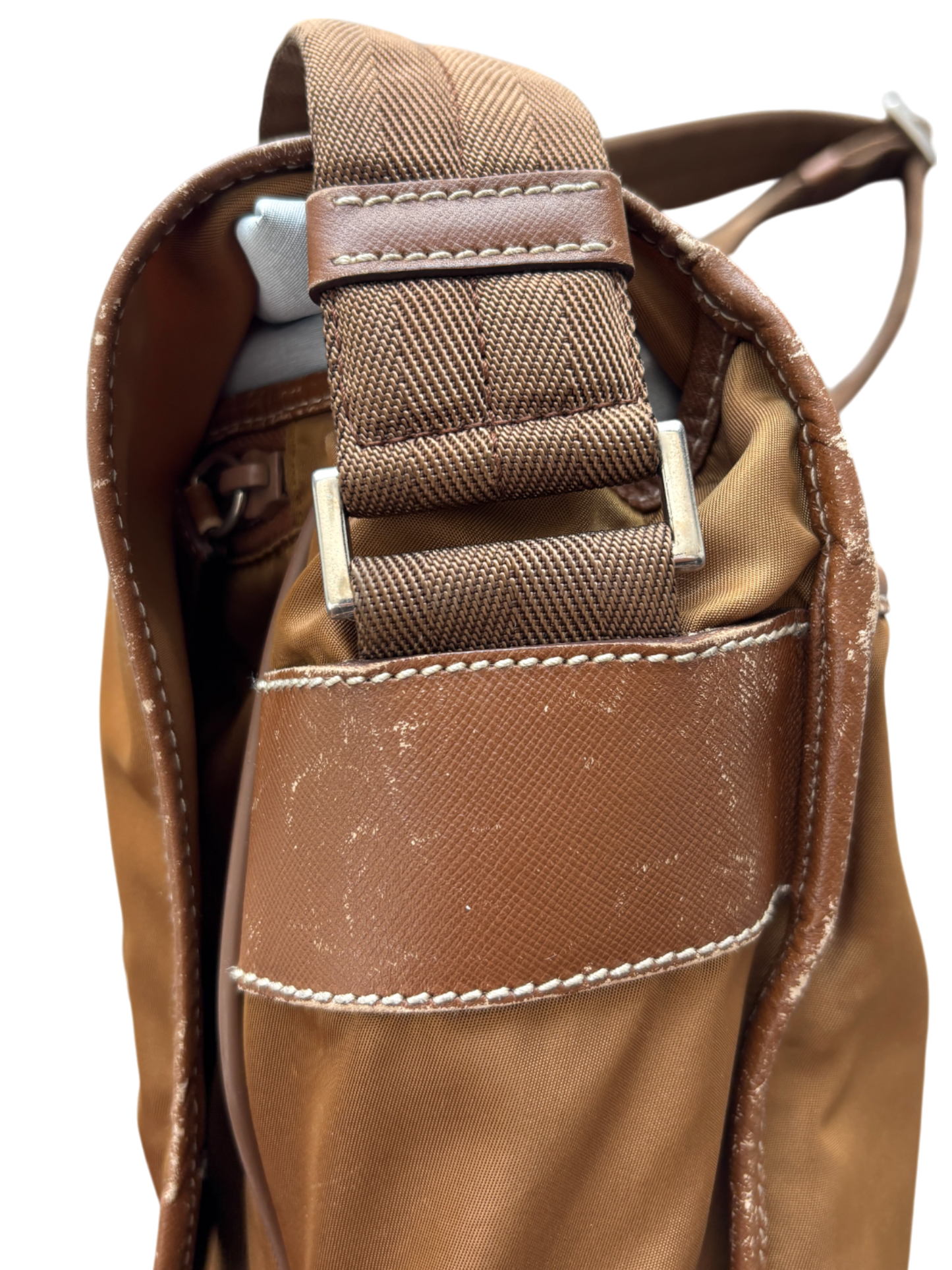 00'S PRADA NYLON MESSENGER BAG