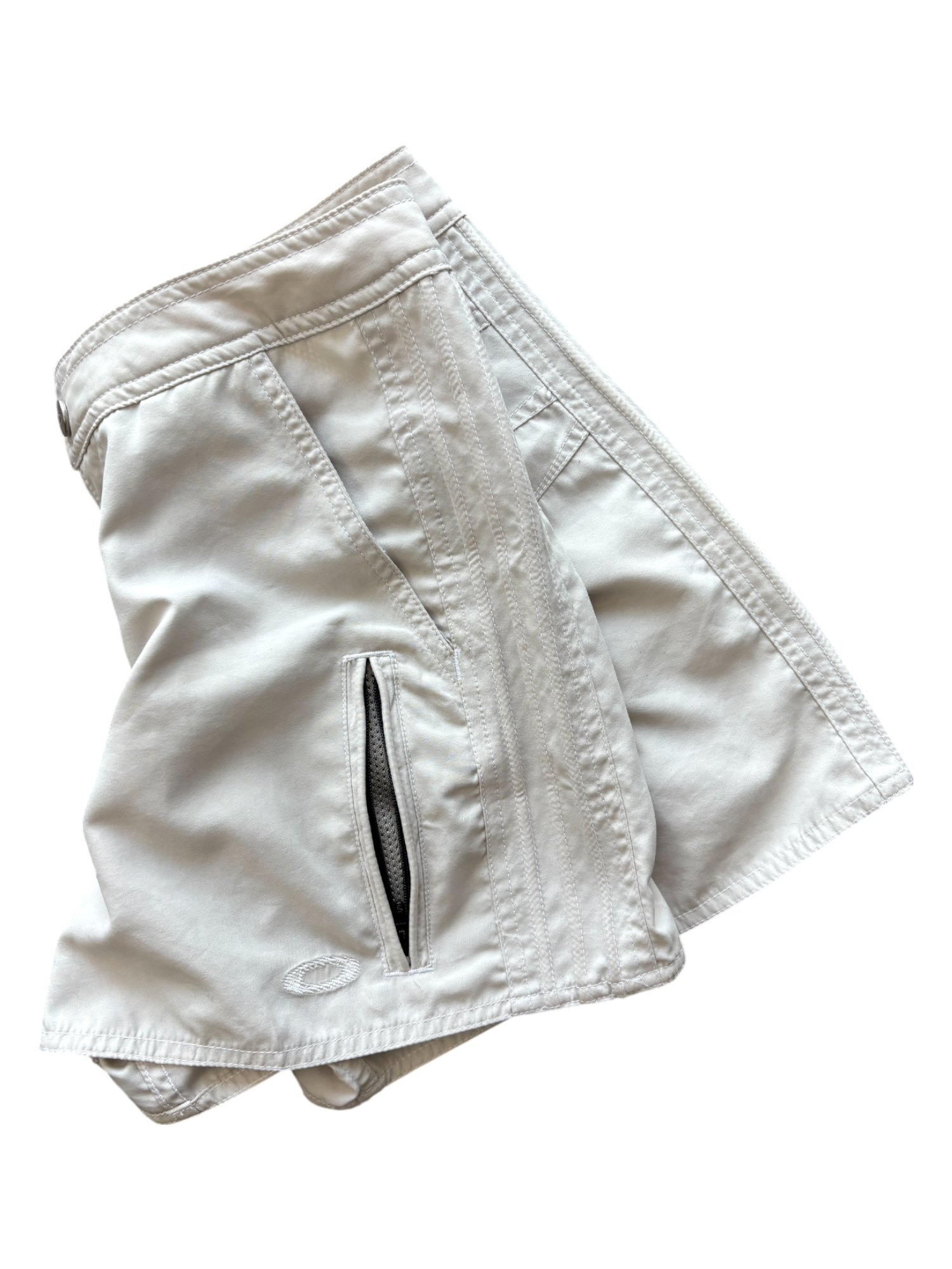 2000's Oakley Women's Cream Biker Shorts (S)