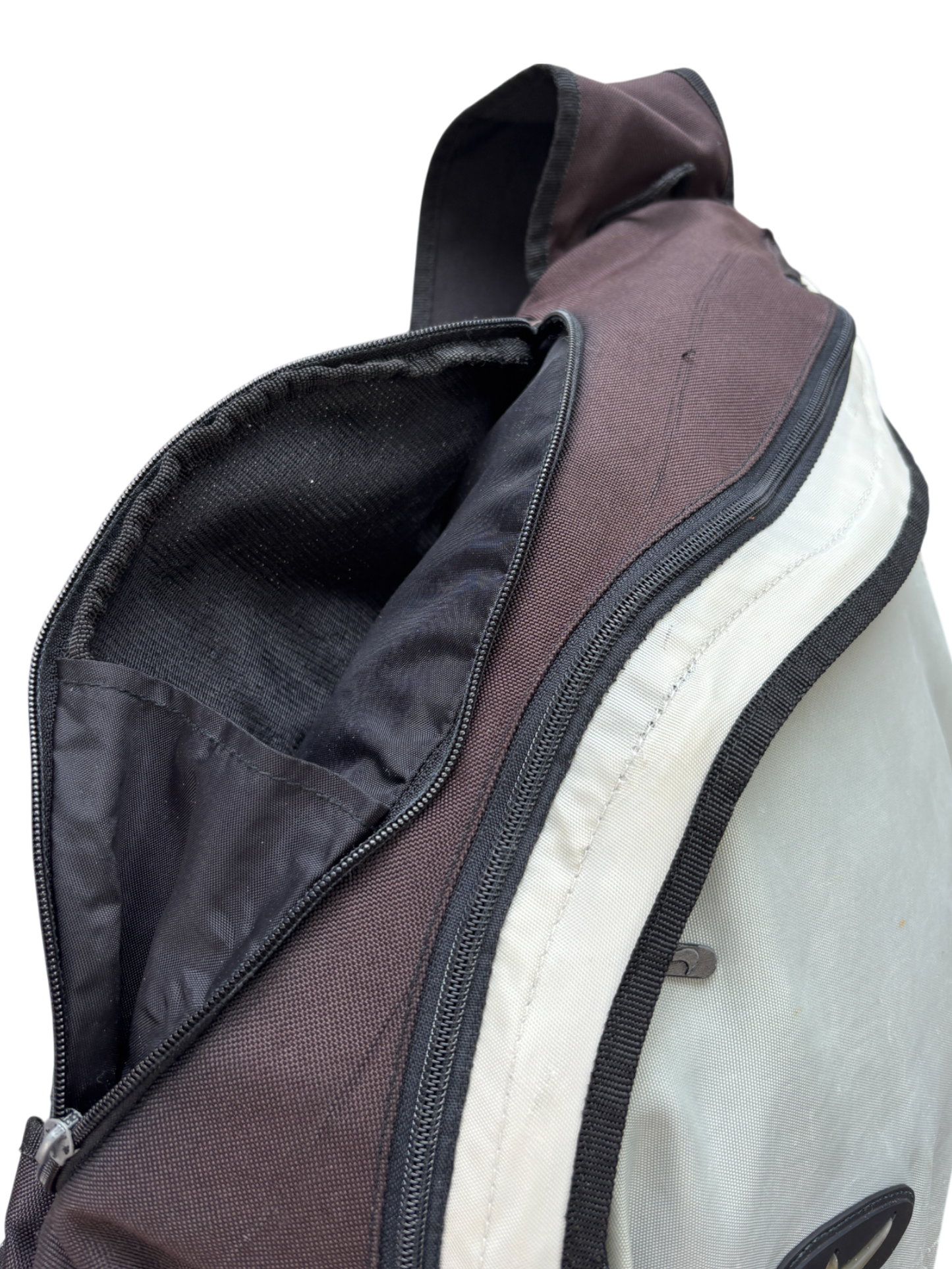 00'S NIKE SLING BAG