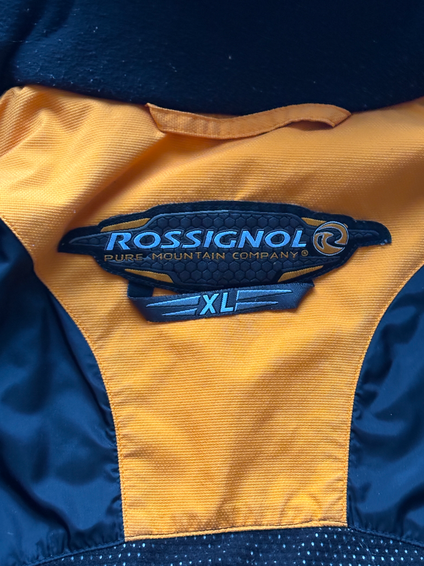 Early 2000's Rossignol Technical Ski Jacket (XL)