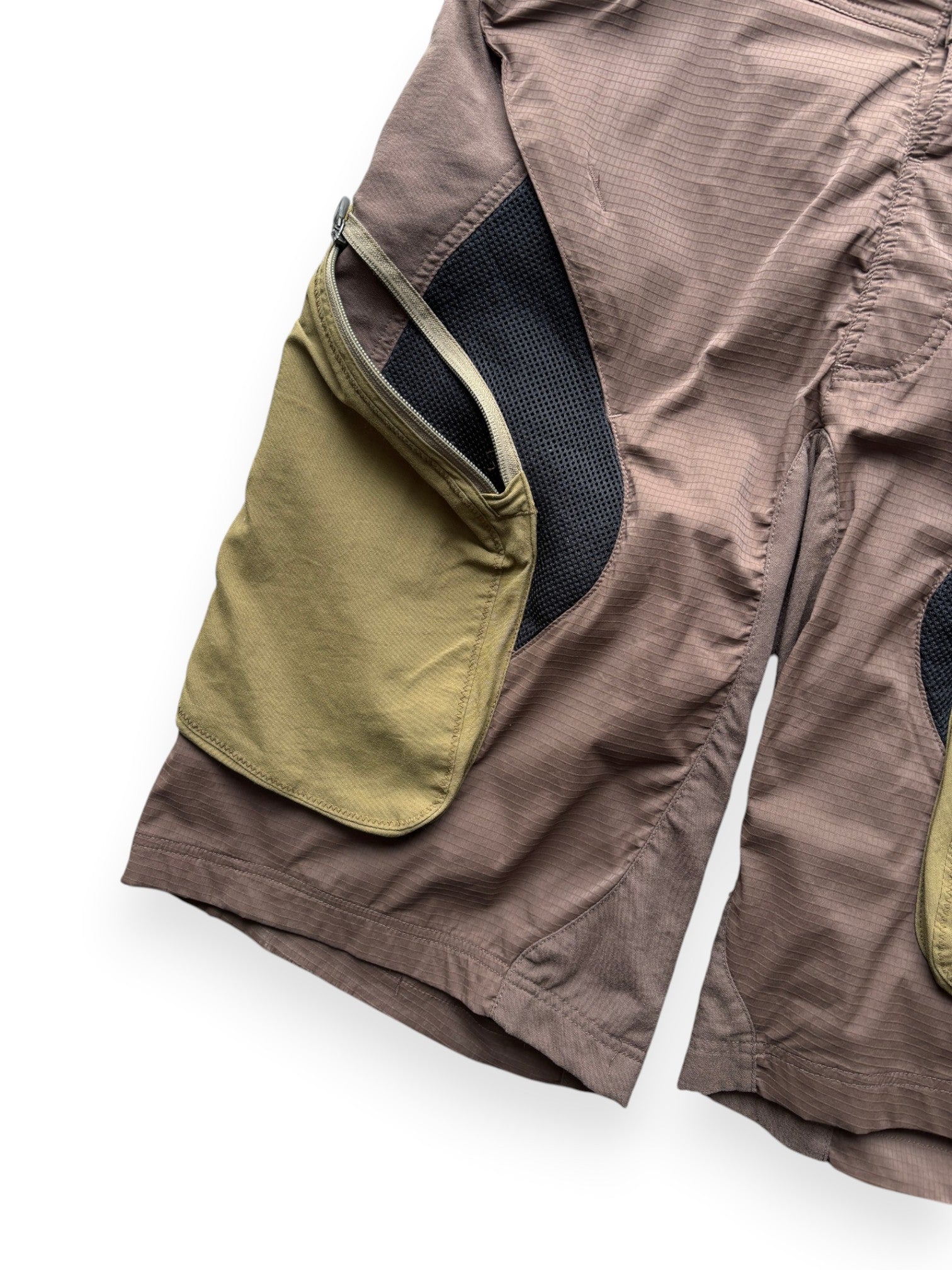 Early 2000's Oakley MTB Brown / Green Shorts (L)