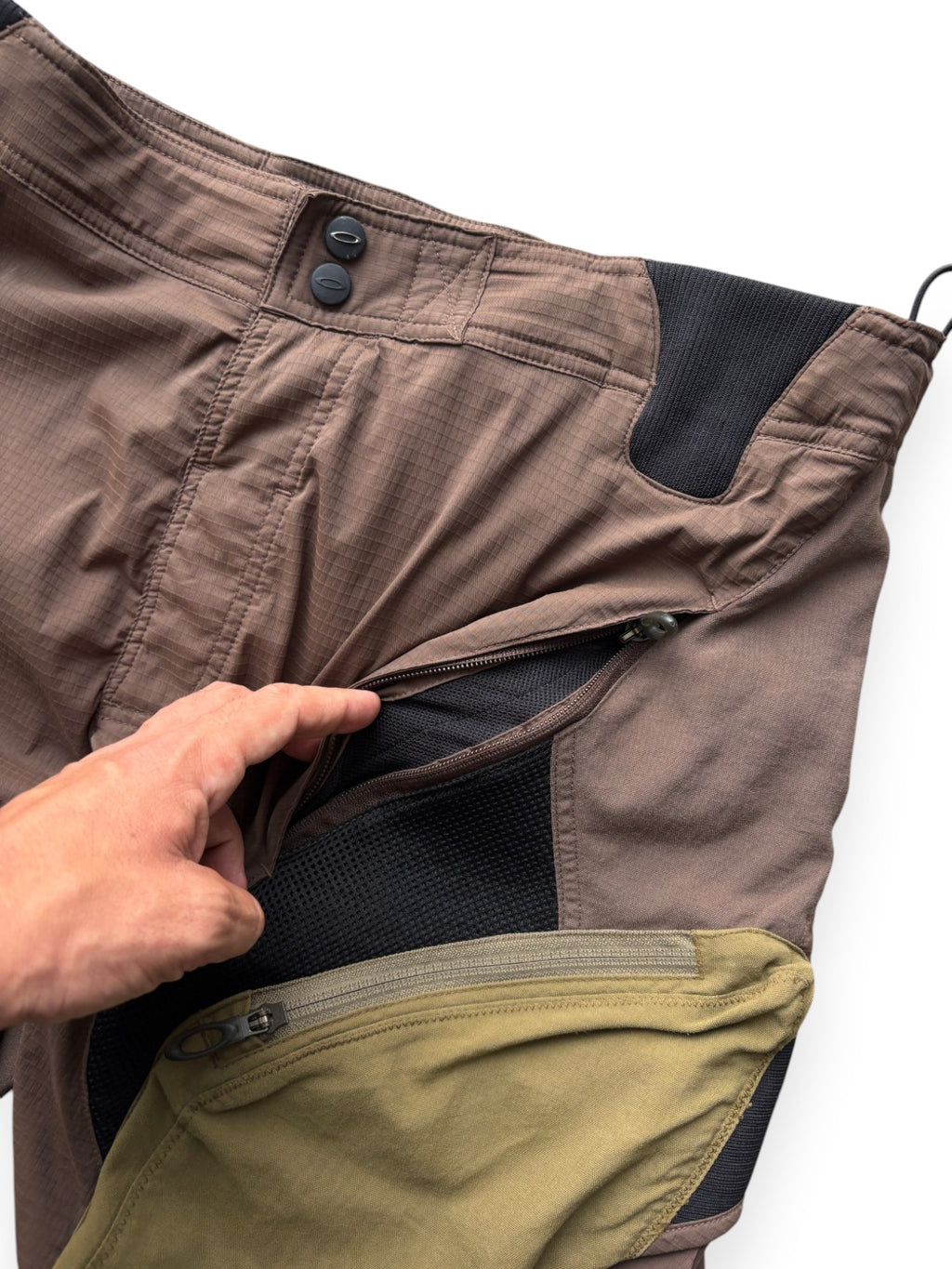 Early 2000's Oakley MTB Brown / Green Shorts (L)